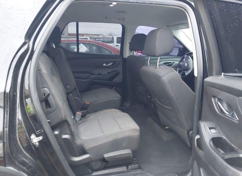 Photo 8 of 2019 Chevrolet Traverse 1LT (VIN 1GNERGKW4KJ275316)