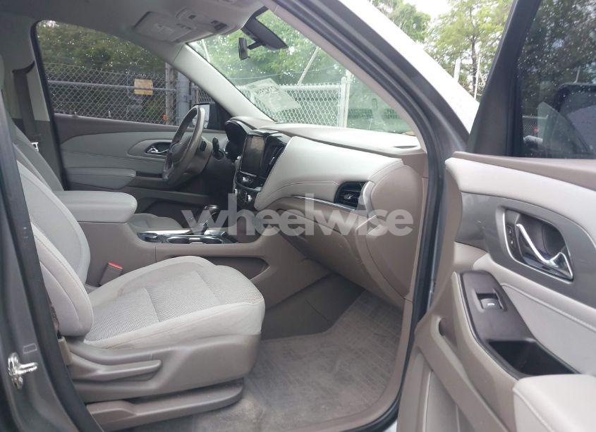 Photo 5 of 2020 Chevrolet Traverse FWD LT CLOTH (VIN 1GNERGKW4LJ118712)