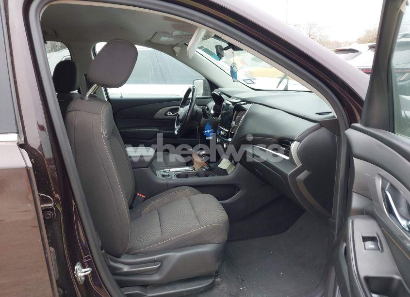 Photo 5 of 2020 Chevrolet Traverse FWD LT CLOTH (VIN 1GNERGKW4LJ242396)