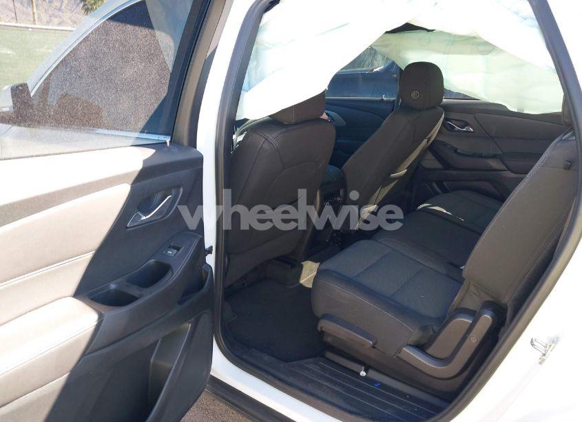 Photo 8 of 2023 Chevrolet Traverse FWD LT CLOTH (VIN 1GNERGKW4PJ130588)