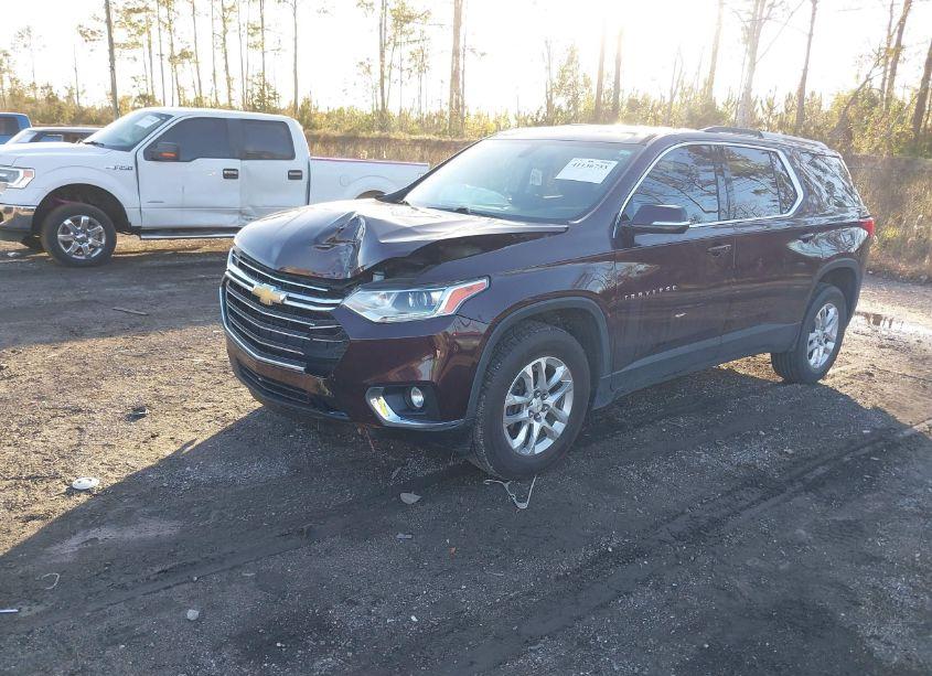 Photo 2 of 2018 Chevrolet Traverse 1LT (VIN 1GNERGKW5JJ145432)