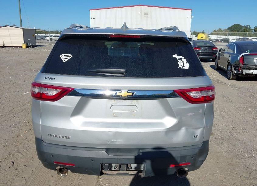 Photo 16 of 2018 Chevrolet Traverse 1LT (VIN 1GNERGKW5JJ158052)
