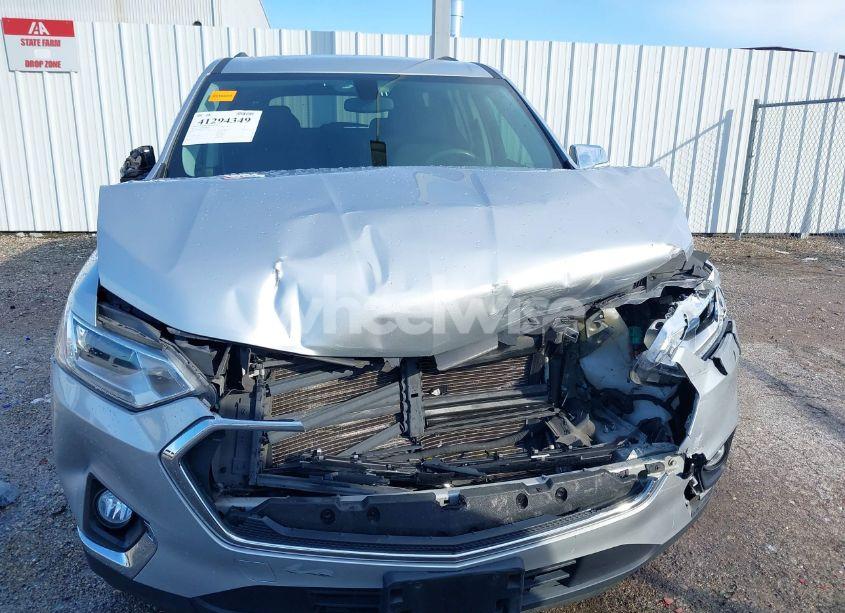 Photo 6 of 2018 Chevrolet Traverse 1LT (VIN 1GNERGKW5JJ206410)