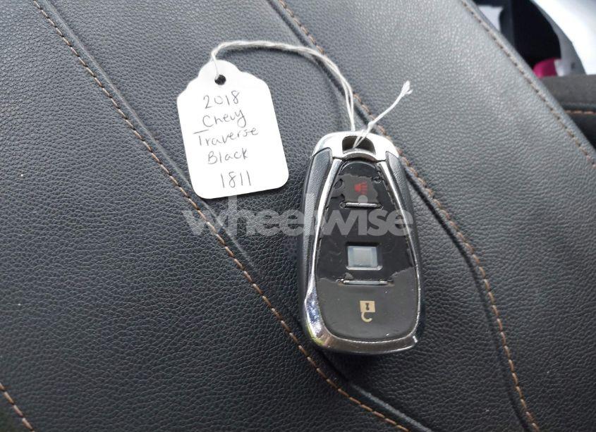 Photo 11 of 2018 Chevrolet Traverse 1LT (VIN 1GNERGKW5JJ231811)