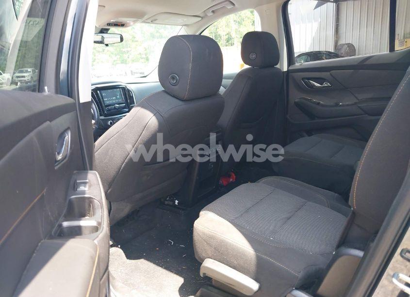 Photo 8 of 2018 Chevrolet Traverse 1LT (VIN 1GNERGKW5JJ231811)