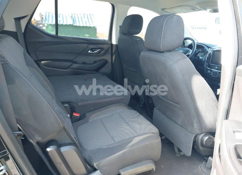 Photo 8 of 2018 Chevrolet Traverse 1LT (VIN 1GNERGKW5JJ257731)