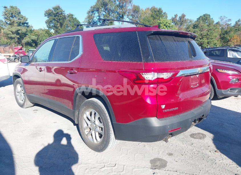 Photo 3 of 2018 Chevrolet Traverse 1LT (VIN 1GNERGKW5JJ259544)