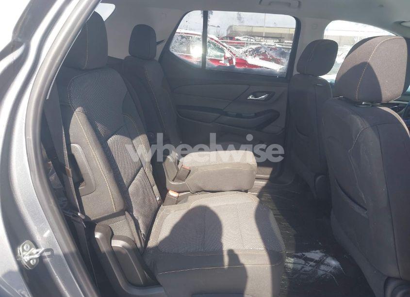 Photo 8 of 2019 Chevrolet Traverse 1LT (VIN 1GNERGKW5KJ100685)