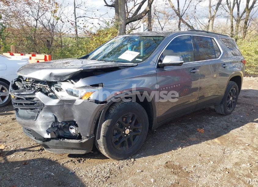 Photo 2 of 2019 Chevrolet Traverse 1LT (VIN 1GNERGKW5KJ143343)