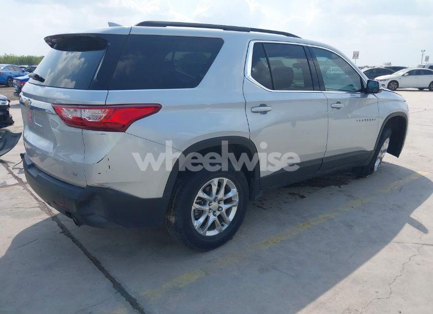 Photo 4 of 2020 Chevrolet Traverse FWD LT CLOTH (VIN 1GNERGKW5LJ242035)