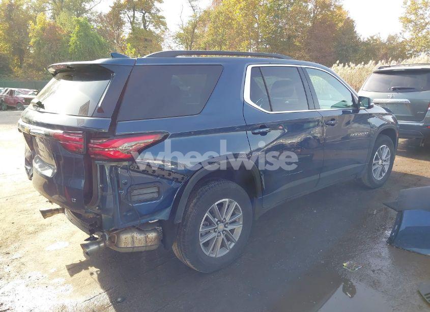 Photo 4 of 2022 Chevrolet Traverse FWD LT CLOTH (VIN 1GNERGKW5NJ163323)