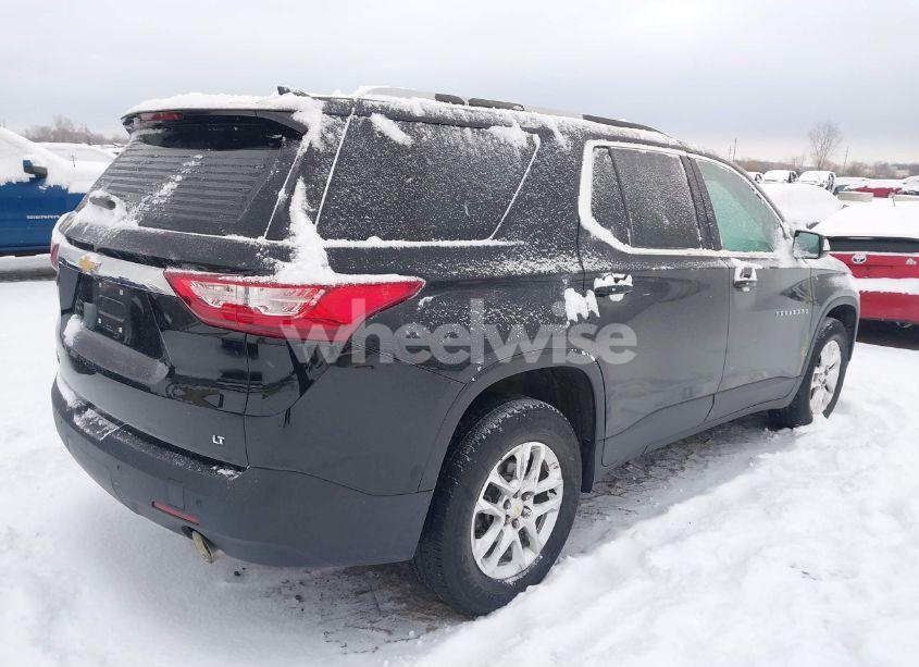 Photo 4 of 2018 Chevrolet Traverse 1LT (VIN 1GNERGKW6JJ104503)