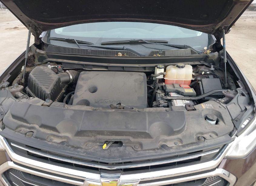 Photo 10 of 2018 Chevrolet Traverse 1LT (VIN 1GNERGKW6JJ107918)