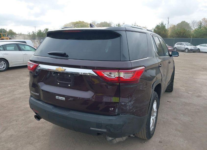 Photo 4 of 2018 Chevrolet Traverse 1LT (VIN 1GNERGKW6JJ107918)