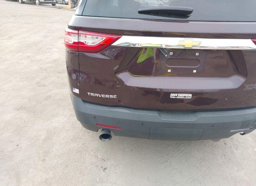 Photo 6 of 2018 Chevrolet Traverse 1LT (VIN 1GNERGKW6JJ107918)