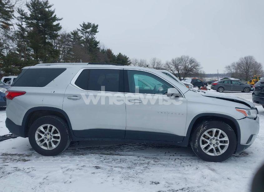 Photo 14 of 2018 Chevrolet Traverse 1LT (VIN 1GNERGKW6JJ164474)