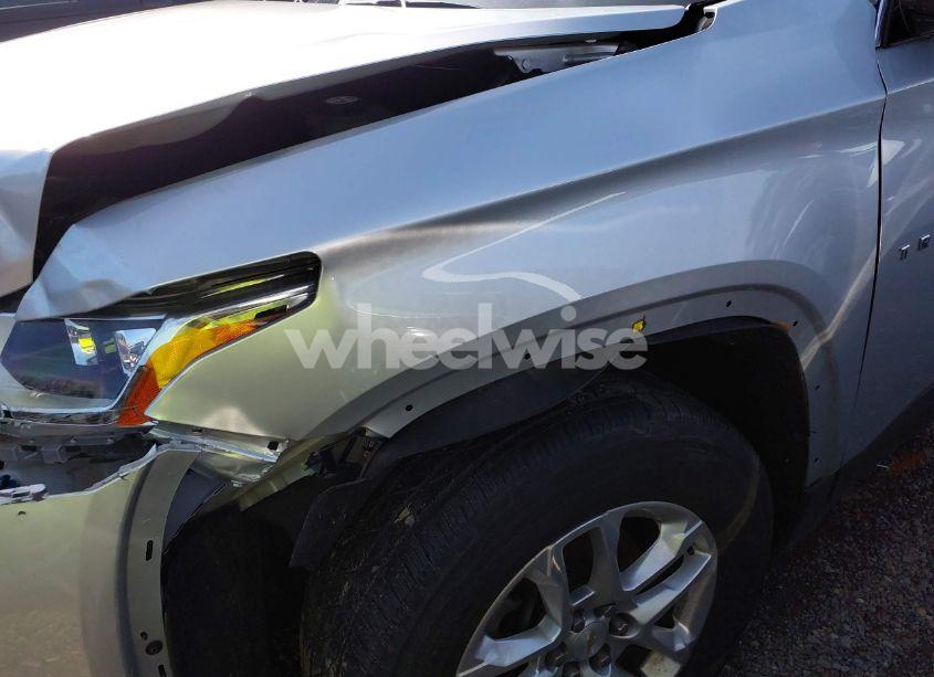 Photo 18 of 2018 Chevrolet Traverse 1LT (VIN 1GNERGKW6JJ164474)