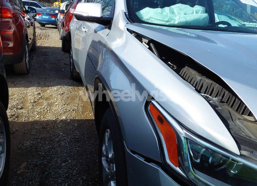 Photo 19 of 2018 Chevrolet Traverse 1LT (VIN 1GNERGKW6JJ164474)