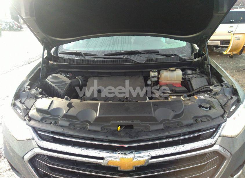 Photo 10 of 2018 Chevrolet Traverse 1LT (VIN 1GNERGKW6JJ245488)