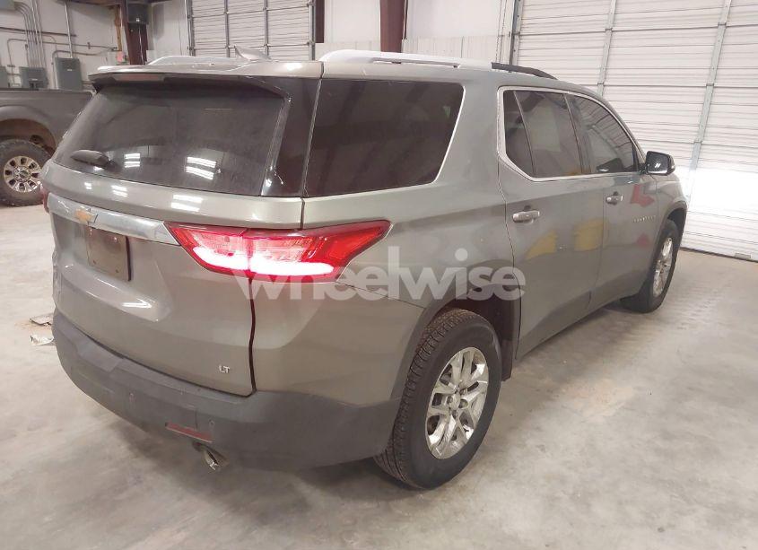 Photo 4 of 2018 Chevrolet Traverse 1LT (VIN 1GNERGKW6JJ270276)