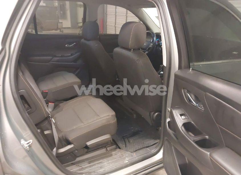 Photo 8 of 2018 Chevrolet Traverse 1LT (VIN 1GNERGKW6JJ270276)