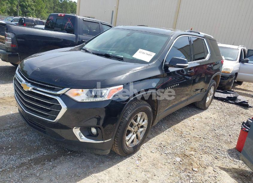 Photo 2 of 2018 Chevrolet Traverse 1LT (VIN 1GNERGKW6JJ281682)