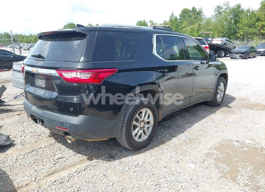 Photo 4 of 2018 Chevrolet Traverse 1LT (VIN 1GNERGKW6JJ281682)