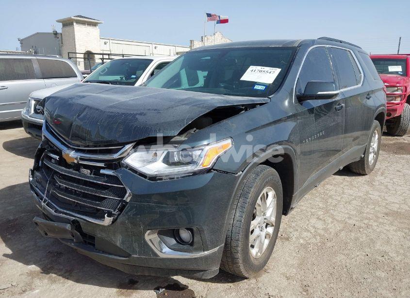Photo 2 of 2019 Chevrolet Traverse 1LT (VIN 1GNERGKW6KJ187738)