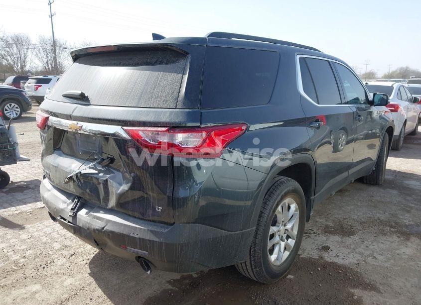 Photo 4 of 2019 Chevrolet Traverse 1LT (VIN 1GNERGKW6KJ187738)
