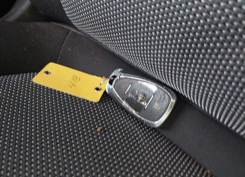 Photo 11 of 2019 Chevrolet Traverse 1LT (VIN 1GNERGKW6KJ188906)