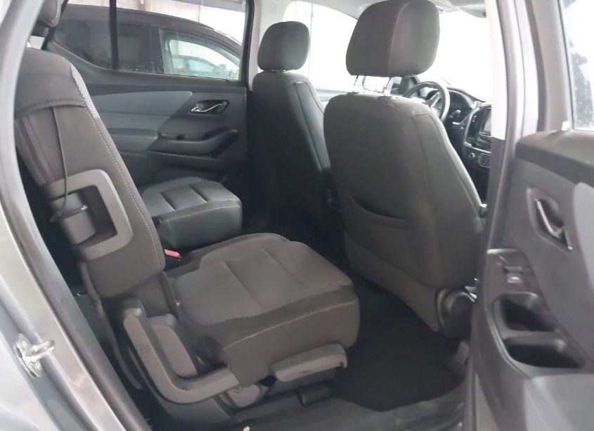 Photo 8 of 2019 Chevrolet Traverse 1LT (VIN 1GNERGKW6KJ188906)