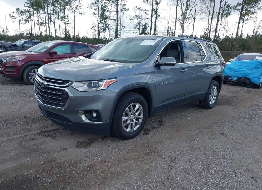 Photo 2 of 2019 Chevrolet Traverse 1LT (VIN 1GNERGKW6KJ190896)