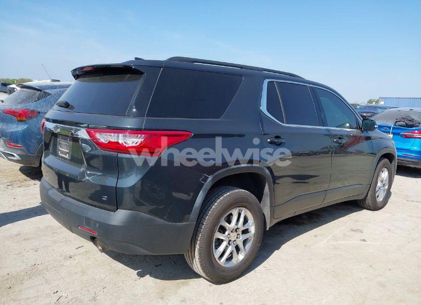 Photo 4 of 2019 Chevrolet Traverse 1LT (VIN 1GNERGKW6KJ305612)