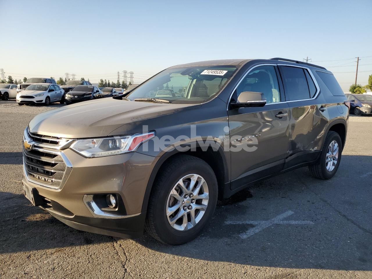 2020 CHEVROLET TRAVERSE LT (VIN 1GNERGKW6LJ127668) main photo