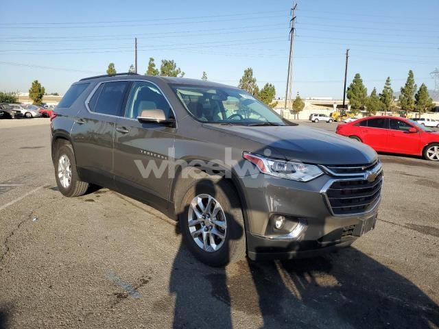Photo 5 of 2020 CHEVROLET TRAVERSE LT (VIN 1GNERGKW6LJ127668)