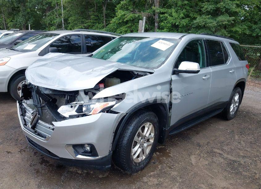 Photo 2 of 2020 Chevrolet Traverse FWD LT CLOTH (VIN 1GNERGKW6LJ127816)