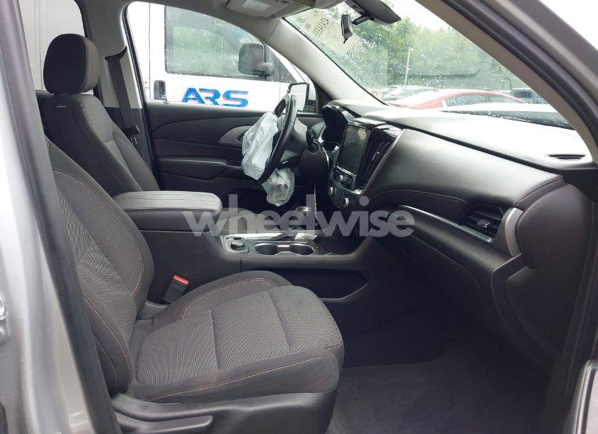 Photo 5 of 2020 Chevrolet Traverse FWD LT CLOTH (VIN 1GNERGKW6LJ127816)