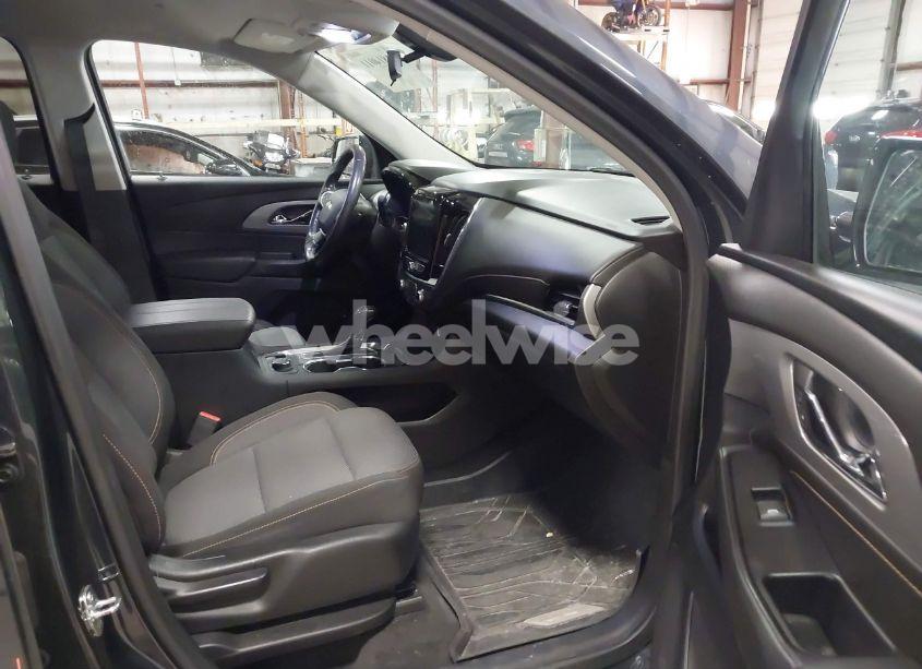 Photo 5 of 2020 Chevrolet Traverse FWD LT CLOTH (VIN 1GNERGKW6LJ241878)