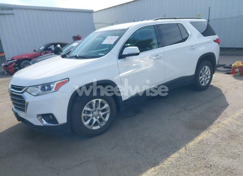 Photo 2 of 2020 Chevrolet Traverse FWD LT CLOTH (VIN 1GNERGKW6LJ322038)