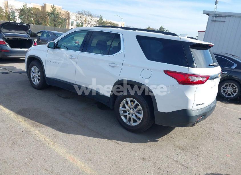 Photo 3 of 2020 Chevrolet Traverse FWD LT CLOTH (VIN 1GNERGKW6LJ322038)