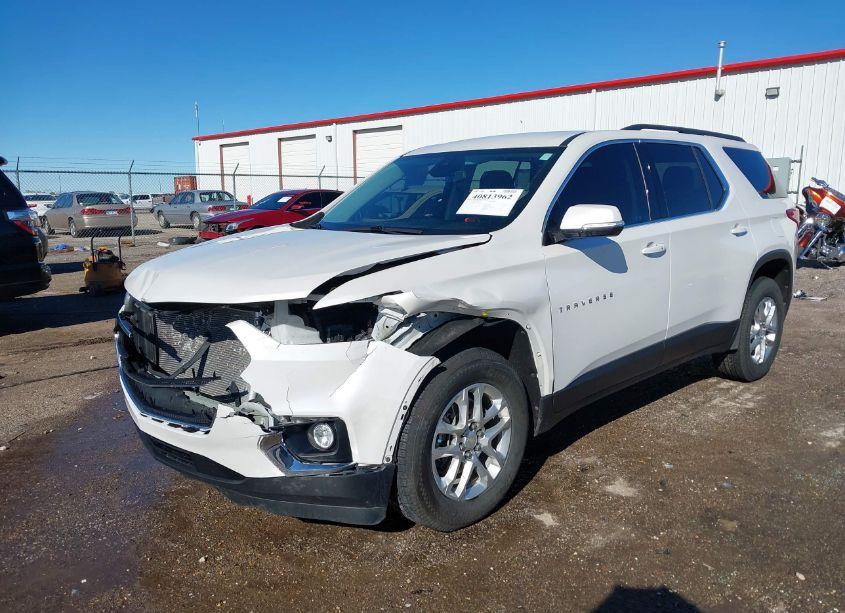 Photo 2 of 2021 Chevrolet Traverse FWD LT CLOTH (VIN 1GNERGKW6MJ100262)