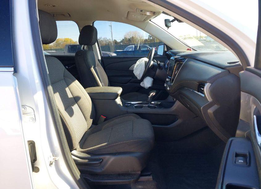 Photo 5 of 2021 Chevrolet Traverse FWD LT CLOTH (VIN 1GNERGKW6MJ100262)
