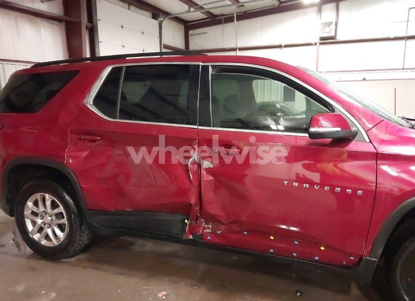 Photo 6 of 2021 Chevrolet Traverse FWD LT CLOTH (VIN 1GNERGKW6MJ203598)