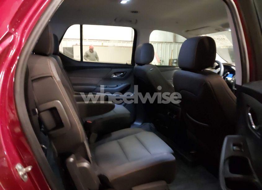 Photo 8 of 2021 Chevrolet Traverse FWD LT CLOTH (VIN 1GNERGKW6MJ203598)