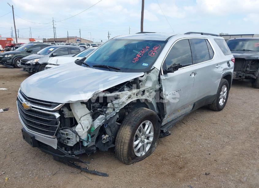 Photo 2 of 2021 Chevrolet Traverse FWD LT CLOTH (VIN 1GNERGKW6MJ206811)