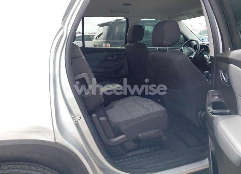 Photo 8 of 2021 Chevrolet Traverse FWD LT CLOTH (VIN 1GNERGKW6MJ206811)