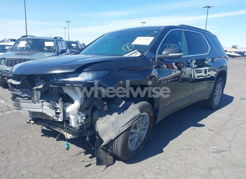 Photo 2 of 2022 Chevrolet Traverse FWD LT CLOTH (VIN 1GNERGKW6NJ106869)