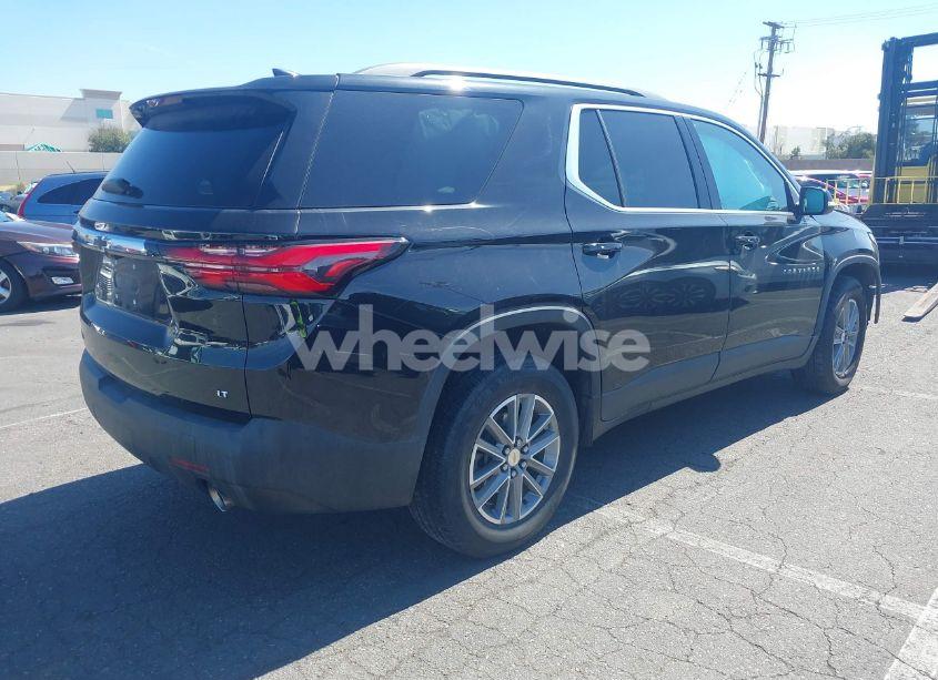 Photo 4 of 2022 Chevrolet Traverse FWD LT CLOTH (VIN 1GNERGKW6NJ106869)
