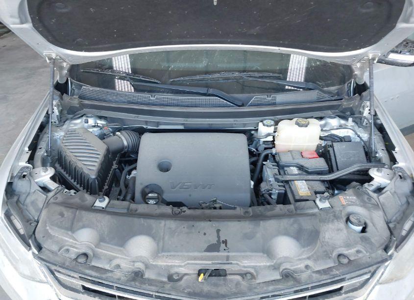 Photo 10 of 2018 Chevrolet Traverse 1LT (VIN 1GNERGKW7JJ119009)