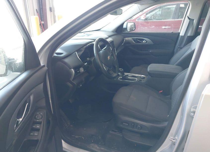 Photo 5 of 2018 Chevrolet Traverse 1LT (VIN 1GNERGKW7JJ119009)